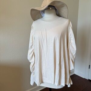 Universal Thread Cream Long Sleeve Top